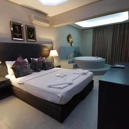 Aparthotel Golden Life
